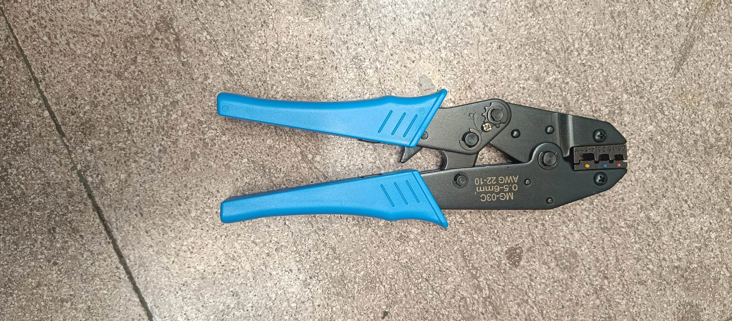 پرس وایرشو ، Hand crimping tools